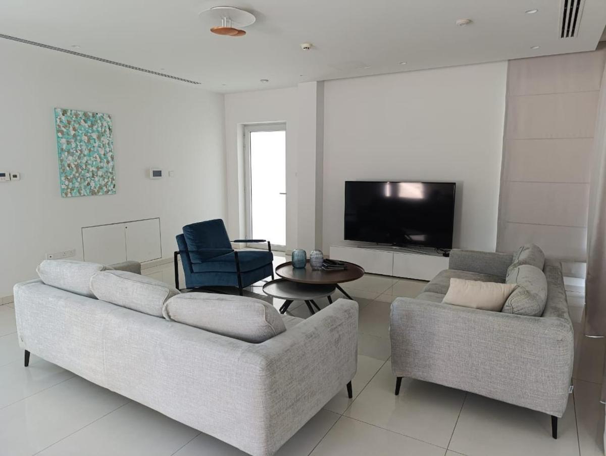 Beachfront Luxury Idania * Ayía Nápa
